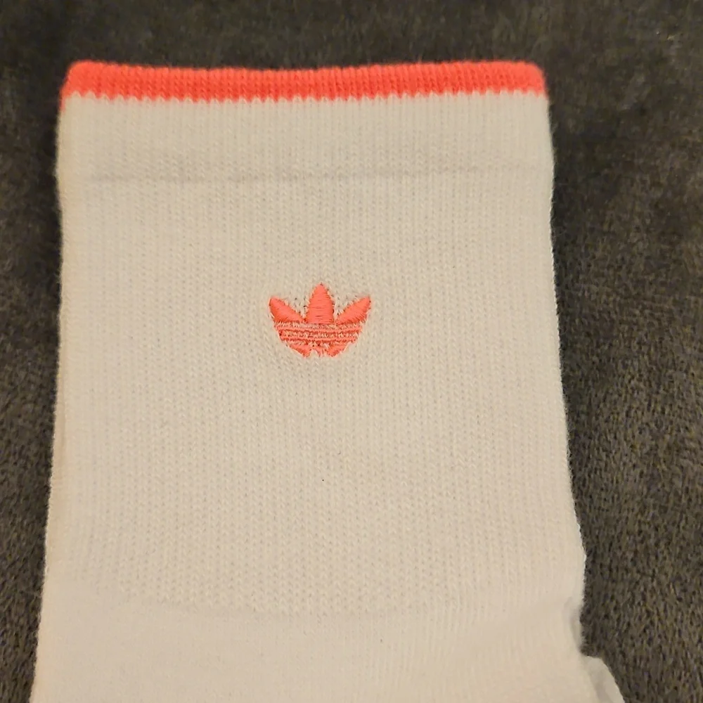 adidas socks white